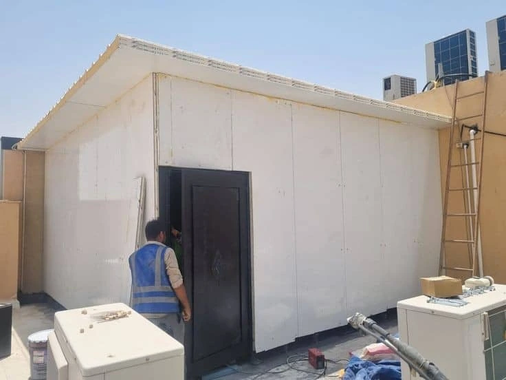 غرفة-ساندوتش-بانل-الرياض