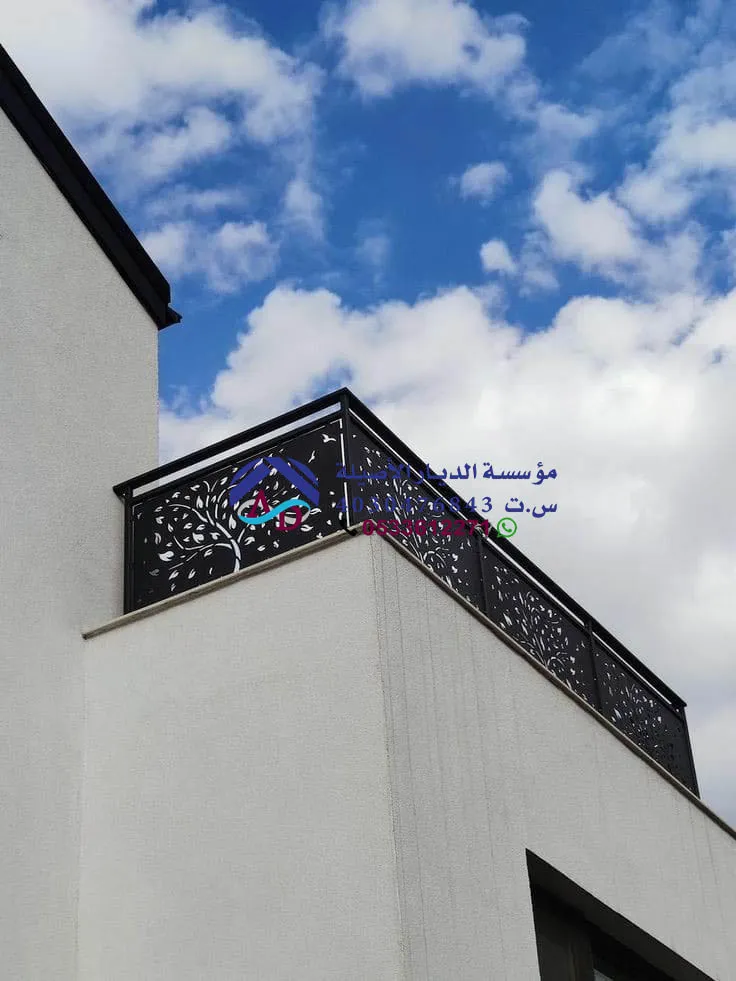 عملية تركيب سواتر بلكونات قص ليزر